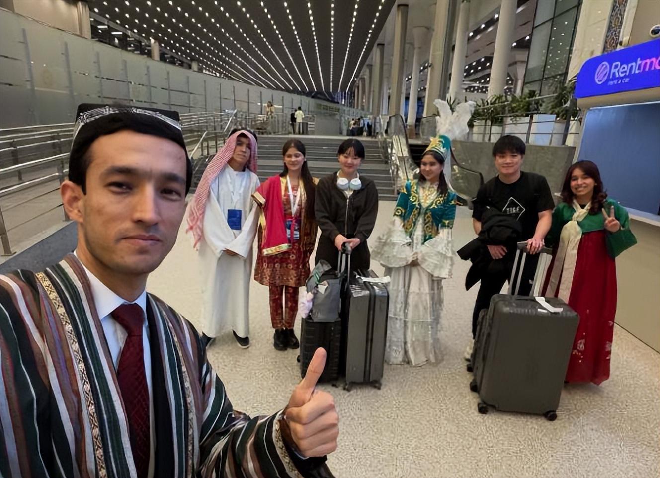 英国365上市公司图片展示