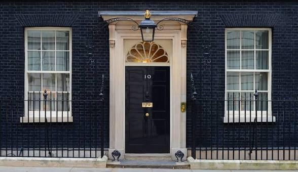 英国365上市公司介绍图片